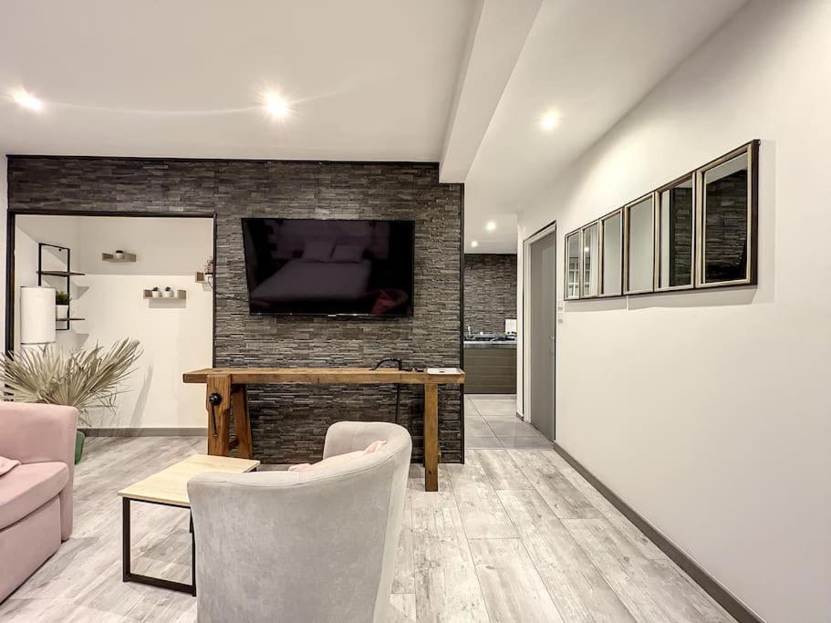 Dream Loft Jacuzzi - Sauna Μπρεστ Εξωτερικό φωτογραφία
