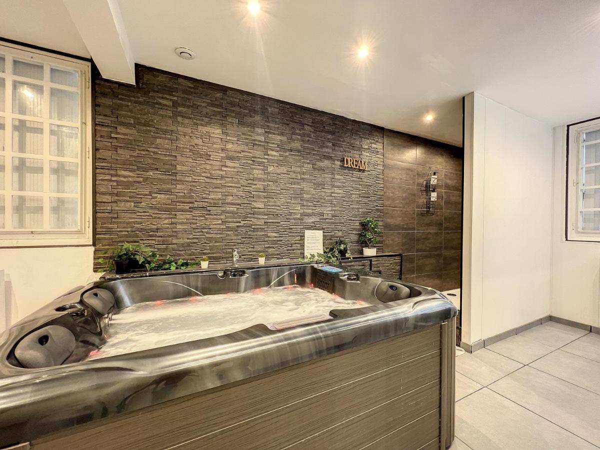 Dream Loft Jacuzzi - Sauna Μπρεστ Εξωτερικό φωτογραφία