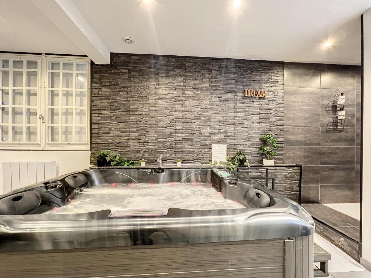 Dream Loft Jacuzzi - Sauna Μπρεστ Εξωτερικό φωτογραφία